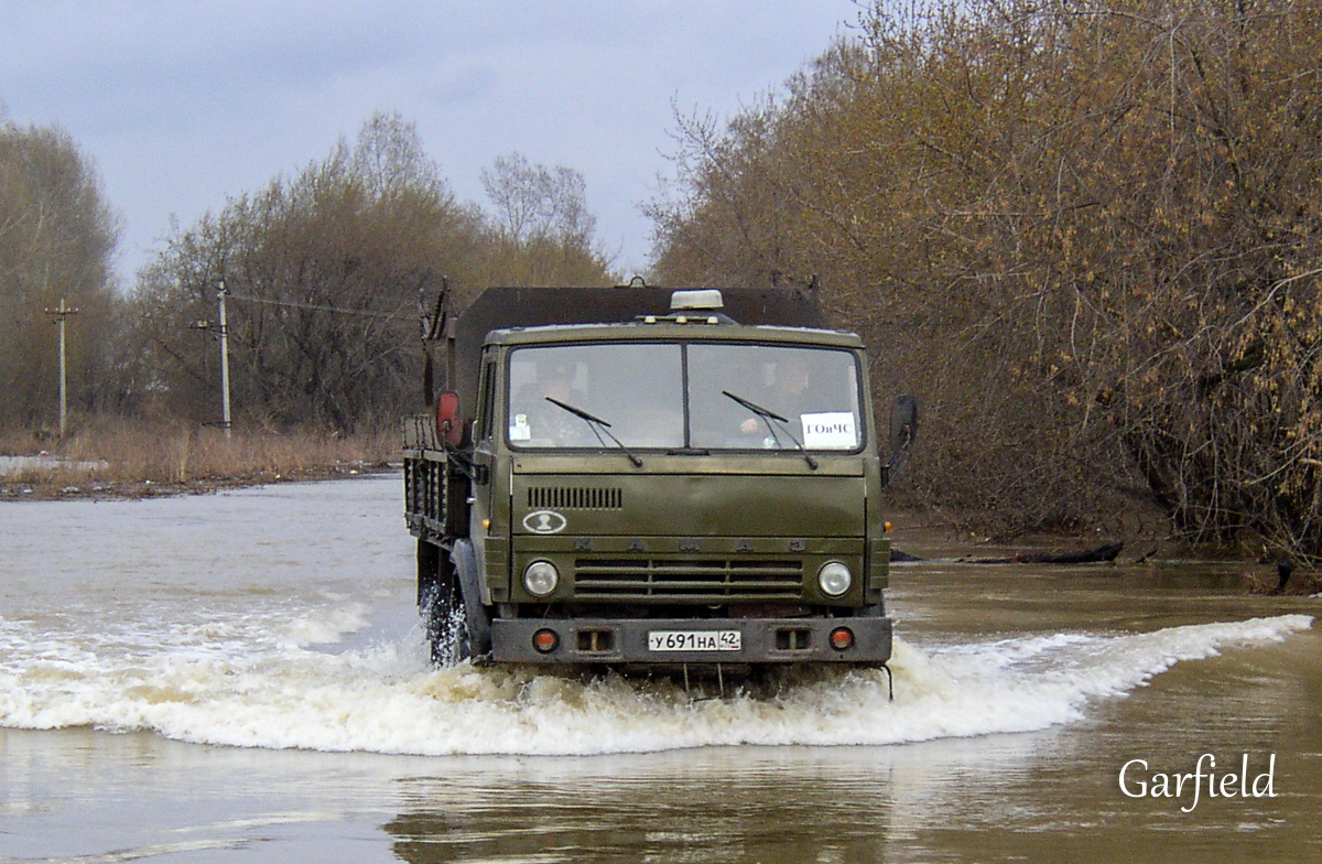 Кемеровская область, № У 691 НА 42 — КамАЗ-43106