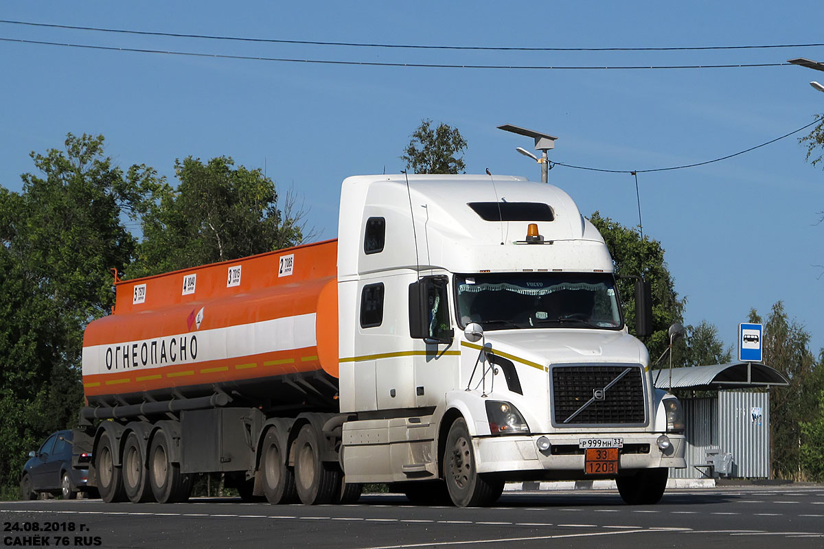 Владимирская область, № Р 999 МН 33 — Volvo VNL780