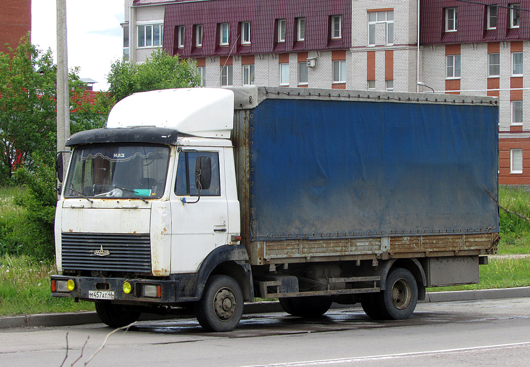 Курская область, № М 457 АТ 46 — МАЗ-437040 "Зубрёнок"