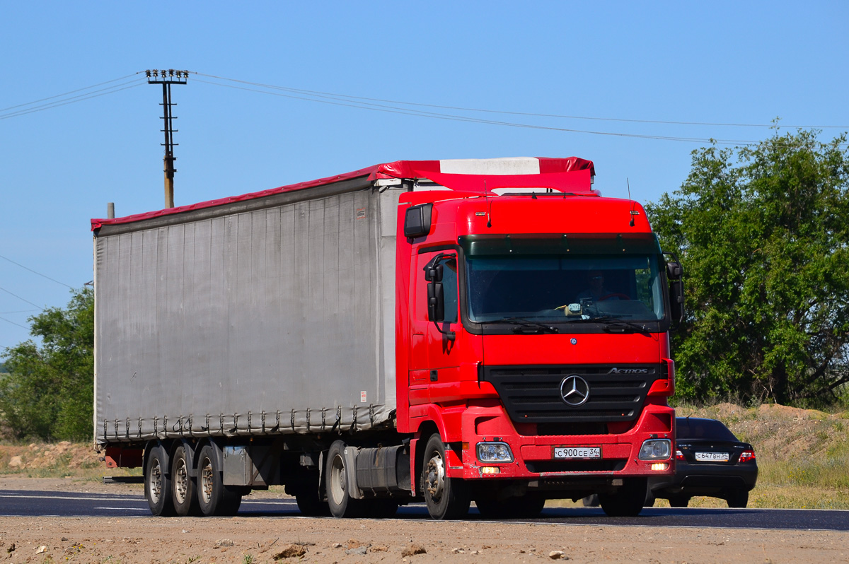 Волгоградская область, № С 900 СЕ 34 — Mercedes-Benz Actros ('1997)