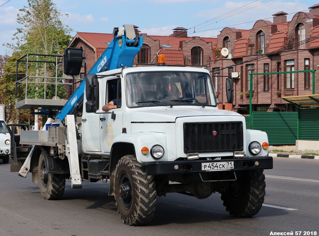 Тульская область, № Р 454 СК 71 — ГАЗ-33081 «Садко»