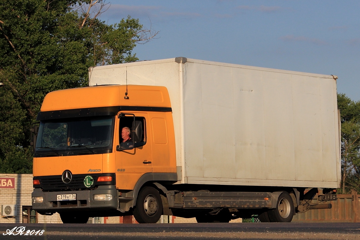 Волгоградская область, № С 319 АТ 34 — Mercedes-Benz Atego 823