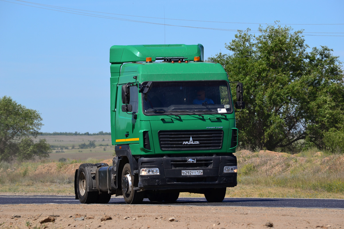 Волгоградская область, № В 292 ТТ 134 — МАЗ-5440B9