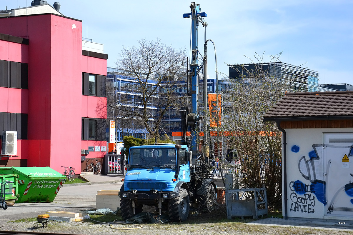 Германия, № MN-FA 650 — Mercedes-Benz Unimog (общ.м)