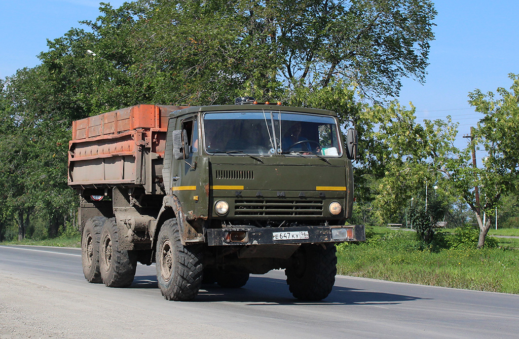 Свердловская область, № Е 647 КУ 96 — КамАЗ-4310