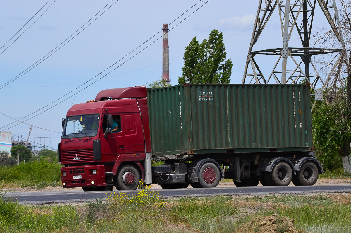 Волгоградская область, № М 757 СС 34 — МАЗ-544008