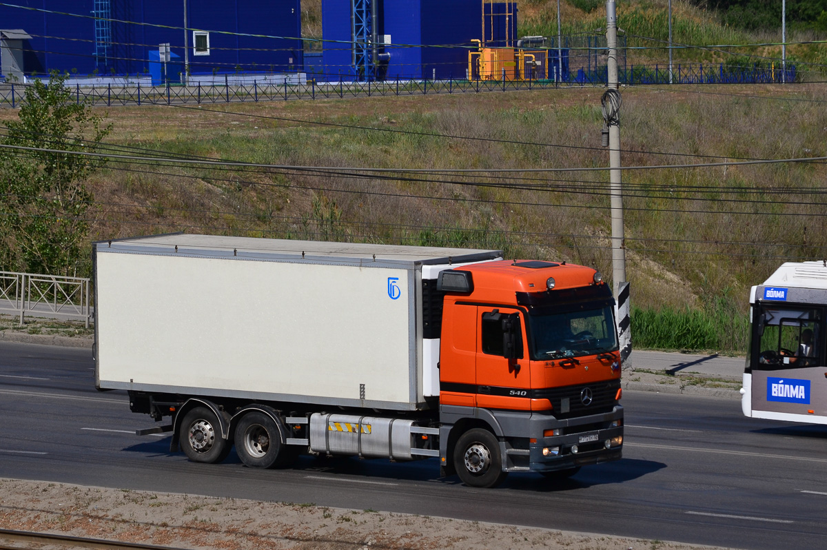 Брянская область, № М 712 ВК 32 — Mercedes-Benz Actros ('1997) 2540