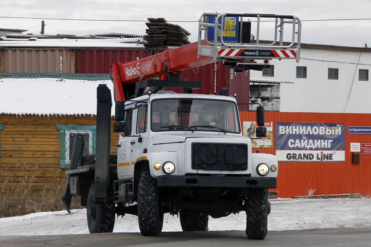 Саха (Якутия), № В 968 НН 14 — ГАЗ-33088 «Садко»