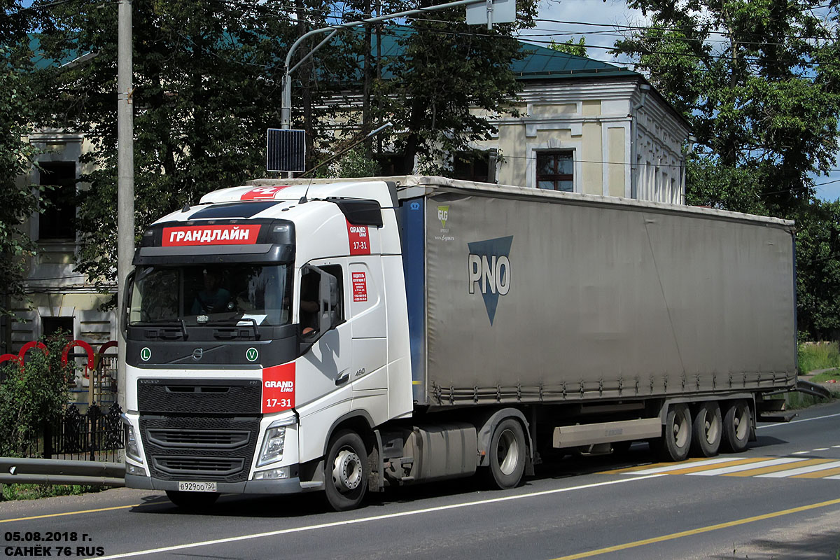Московская область, № В 929 ОО 750 — Volvo ('2012) FH.460