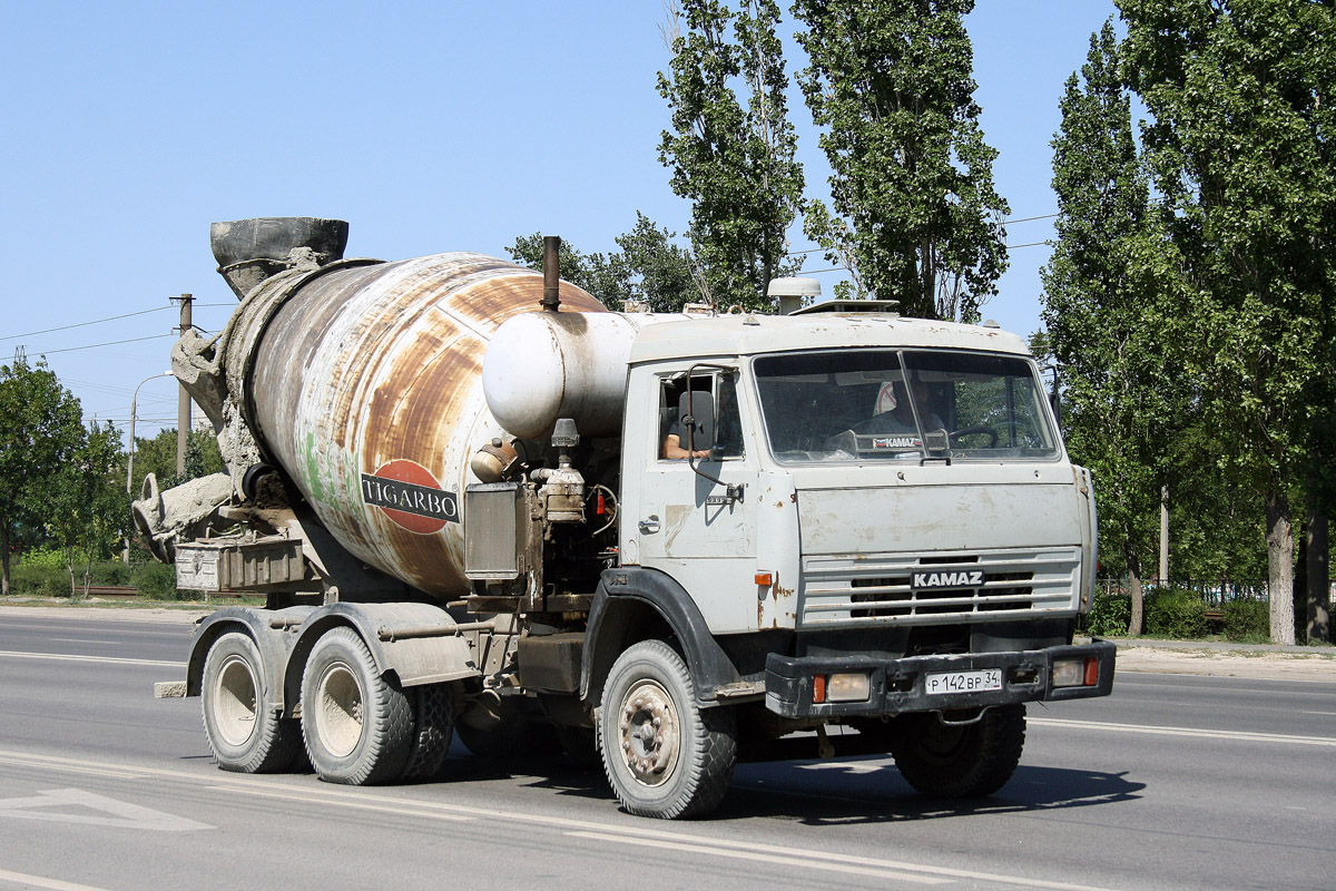 Волгоградская область, № Р 142 ВР 34 — КамАЗ-53229-15 [53229R]