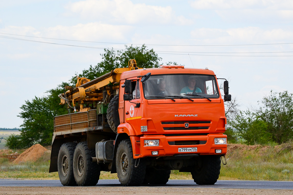 Волгоградская область, № В 799 УМ 134 — КамАЗ-5350-42