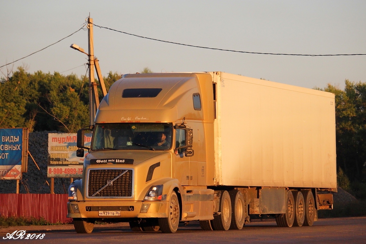 Воронежская область, № Н 939 ТВ 36 — Volvo VNL670