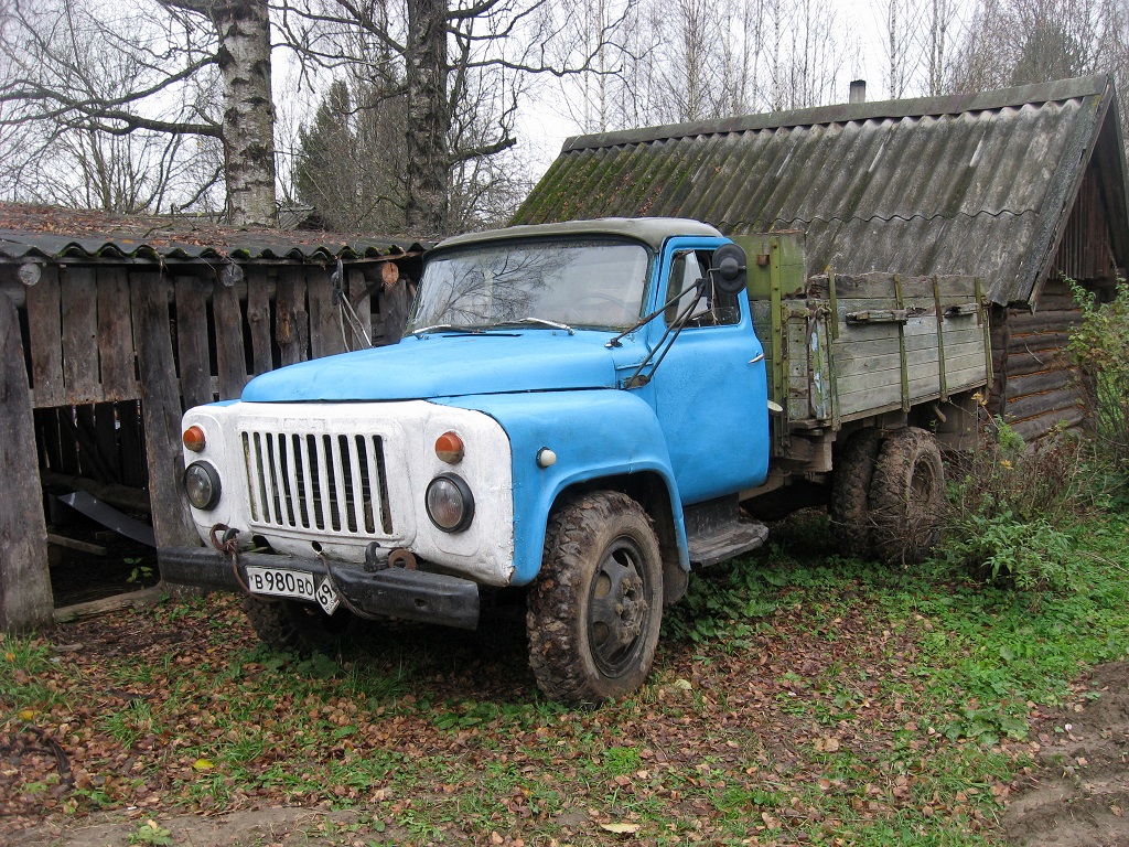 Тверская область, № В 980 ВО 69 — ГАЗ-52-04