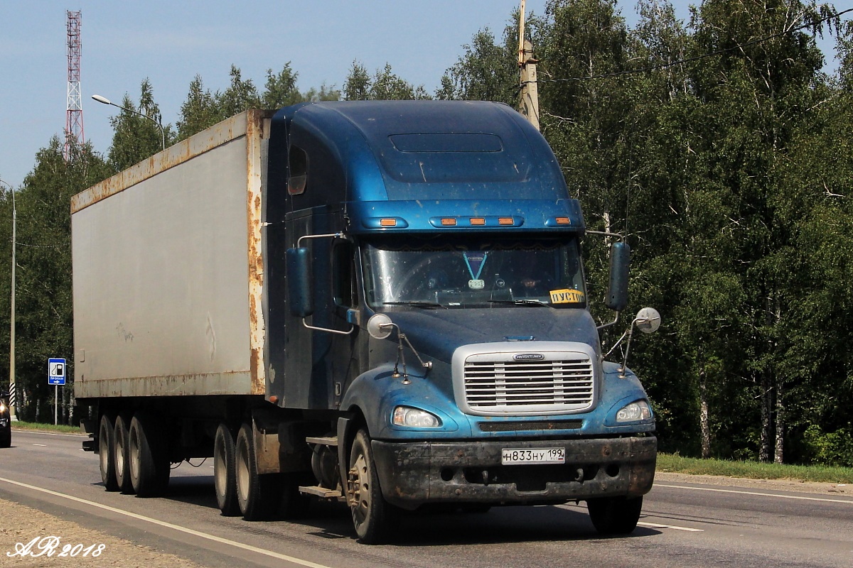 Москва, № Н 833 НУ 199 — Freightliner Columbia