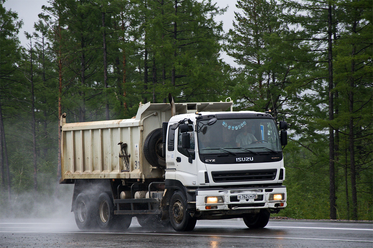 Амурская область, № Е 762 СМ 28 — Isuzu (общая модель)