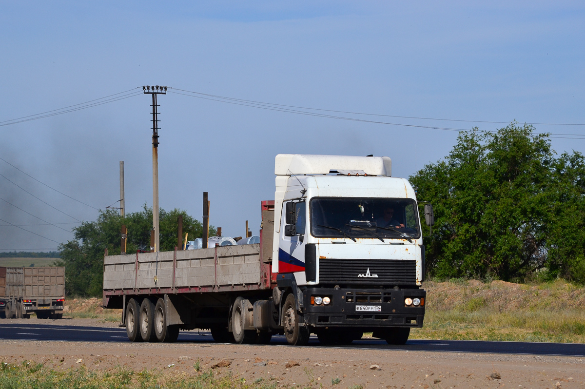 Волгоградская область, № В 640 РР 134 — МАЗ-544008