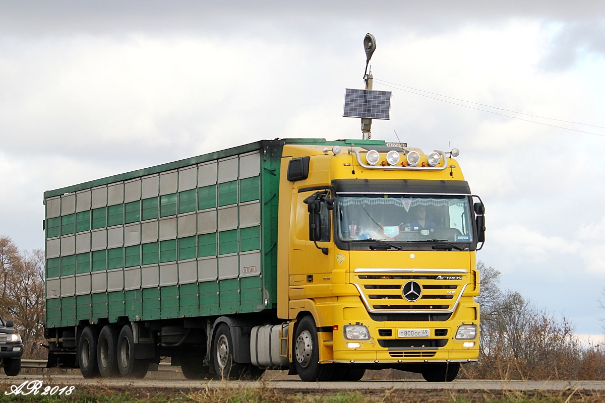 Тверская область, № Т 800 ОС 69 — Mercedes-Benz Actros ('2003) 1850