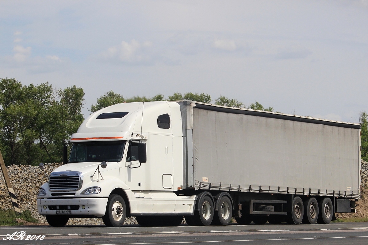 Нижегородская область, № Х 808 ЕС 52 — Freightliner Columbia