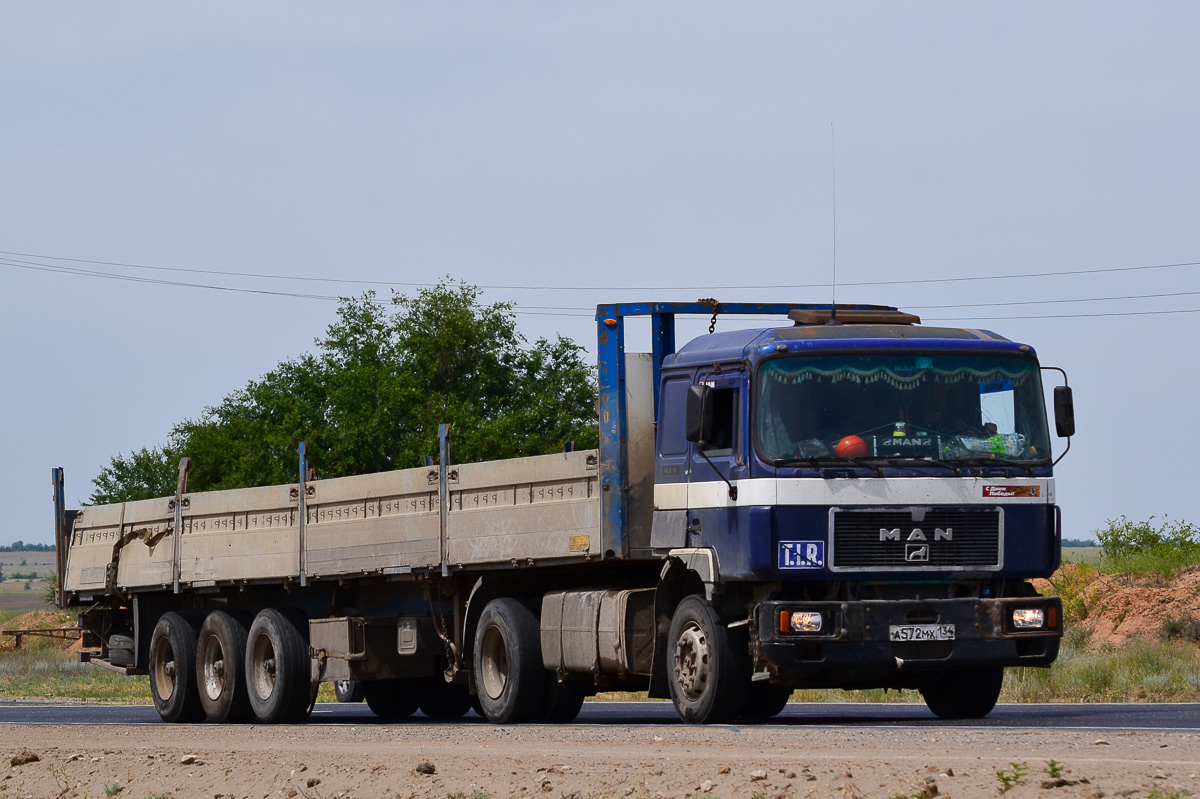 Волгоградская область, № А 572 МХ 134 — MAN F90 (общая модель)