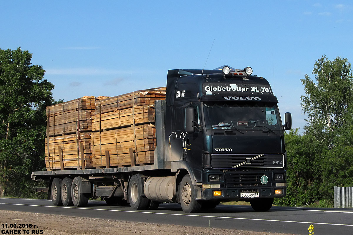 Архангельская область, № С 333 СС 29 — Volvo ('1993) FH12.420; Volvo ('1993) FH12 "70 Years Edition" (Ярославская область)