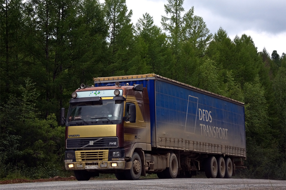 Краснодарский край, № Е 182 ОС 93 — Volvo ('1993) FH-Series