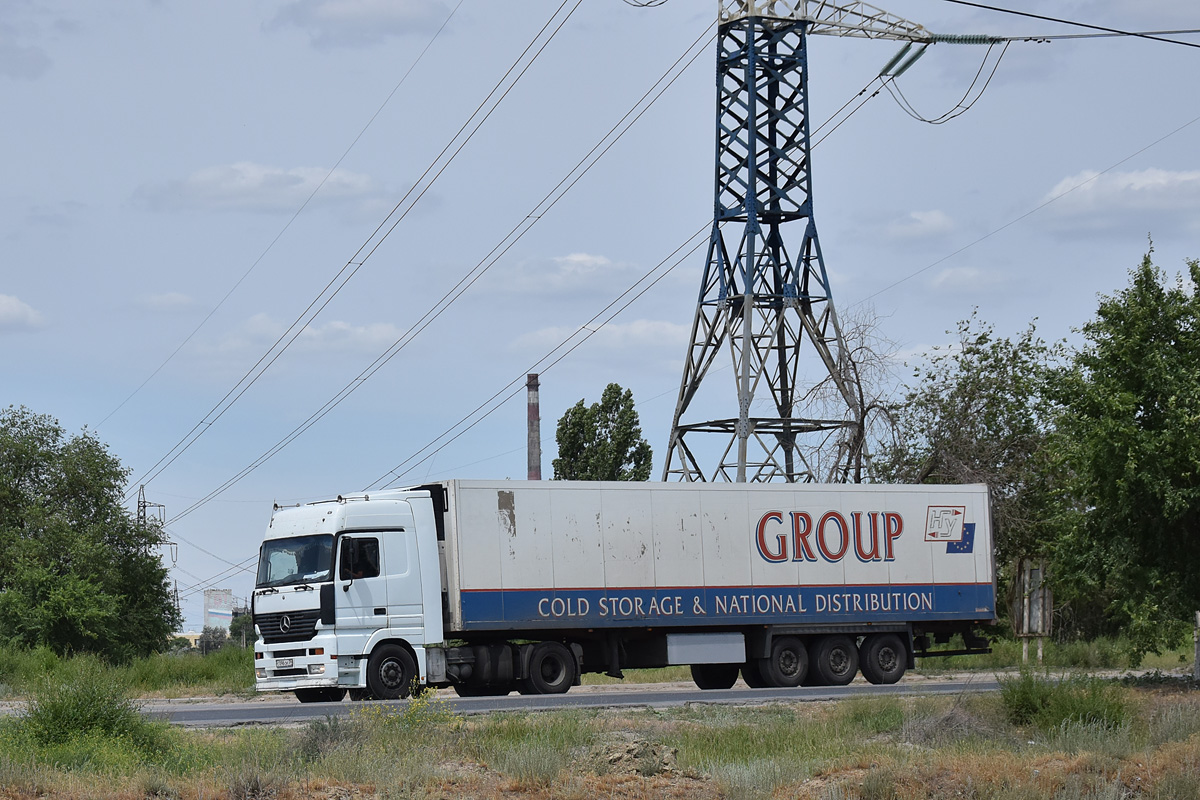 Волгоградская область, № С 096 ОК 34 — Mercedes-Benz Actros ('1997)