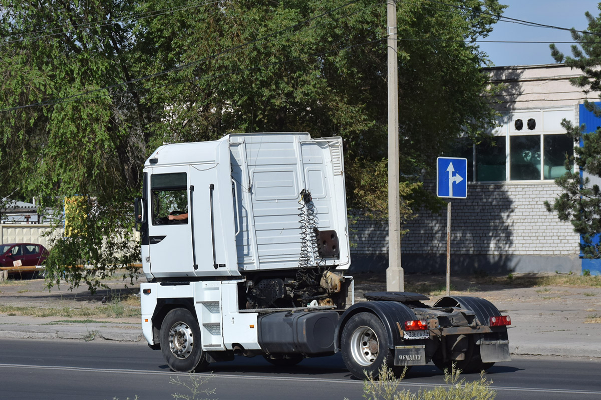 Волгоградская область, № Р 386 СА 34 — Renault Magnum Integral ('1997)