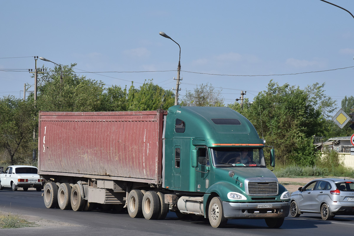 Волгоградская область, № А 460 КР 134 — Freightliner Columbia