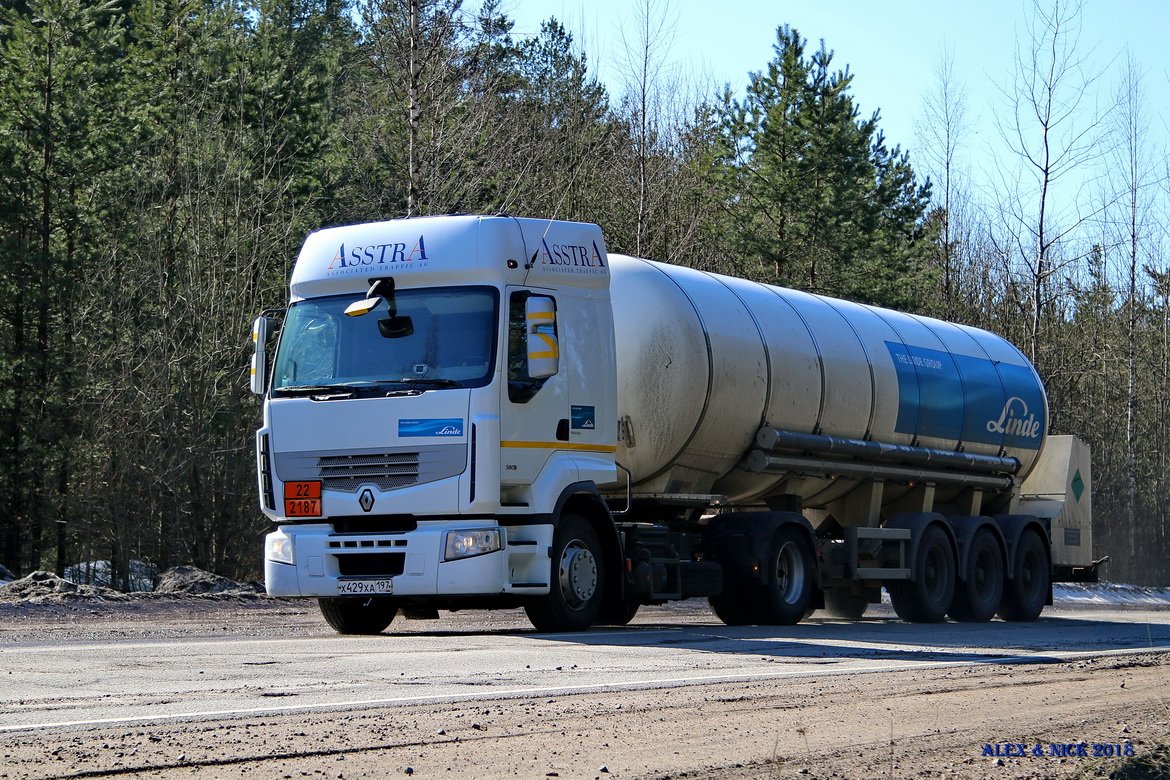 Москва, № Х 429 ХА 197 — Renault Premium ('2006) [X9P]