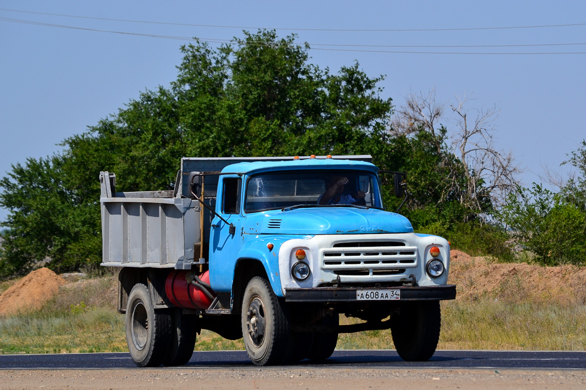 Волгоградская область, № А 608 АА 34 — ЗИЛ-495810