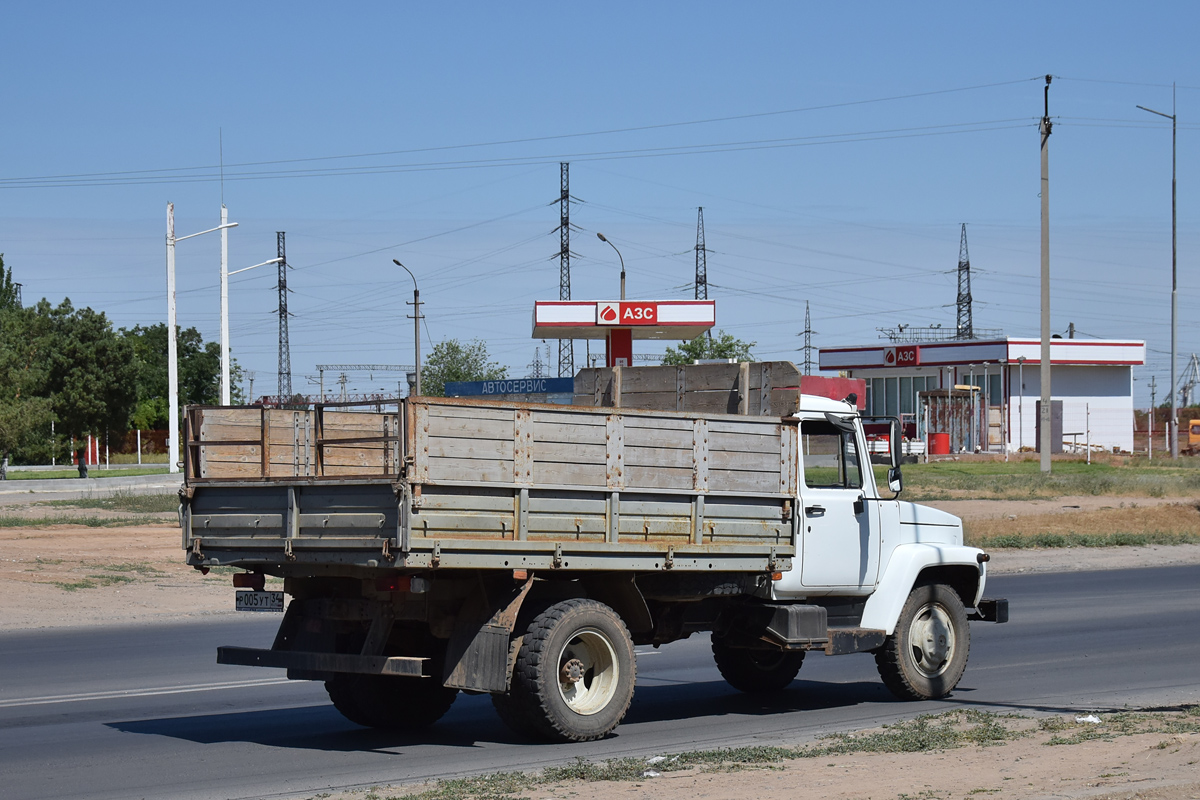 Волгоградская область, № Р 005 УТ 34 — ГАЗ-3309