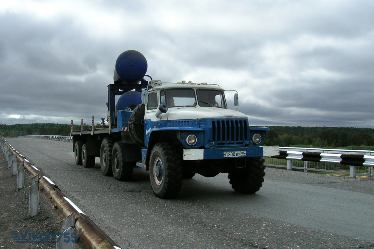 Ханты-Мансийский автоном.округ, № Н 200 ВУ 86 — Урал-44202