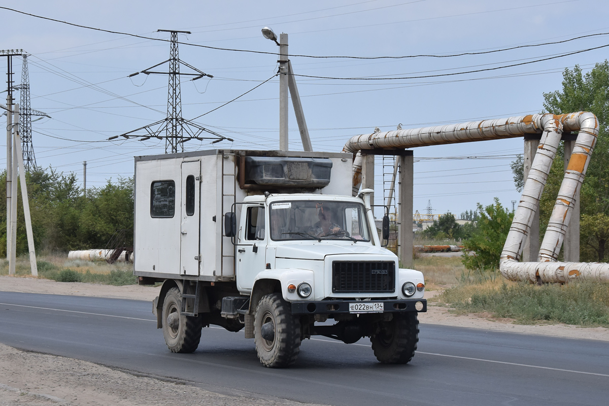 Волгоградская область, № Е 022 ВН 134 — ГАЗ-33081 «Садко»