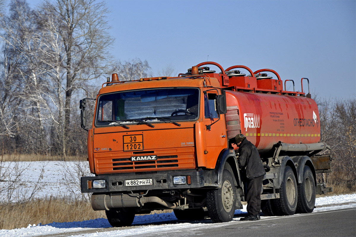 Алтайский край, № К 882 РН 22 — КамАЗ-65115-62