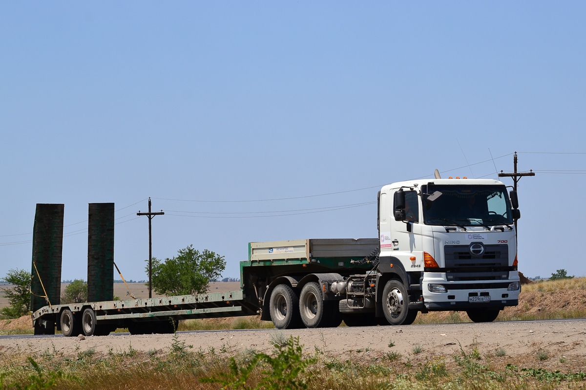 Волгоградская область, № Н 239 ЕВ 777 — Hino 700