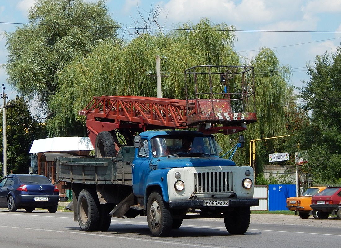 Воронежская область, № Е 085 ЕА 36 — ГАЗ-53-12