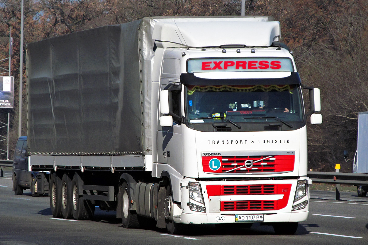 Закарпатская область, № АО 1107 ВА — Volvo ('2008) FH.460