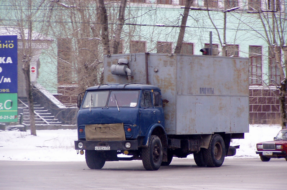 Пермский край, № О 932 АТ 59 — МАЗ-5334