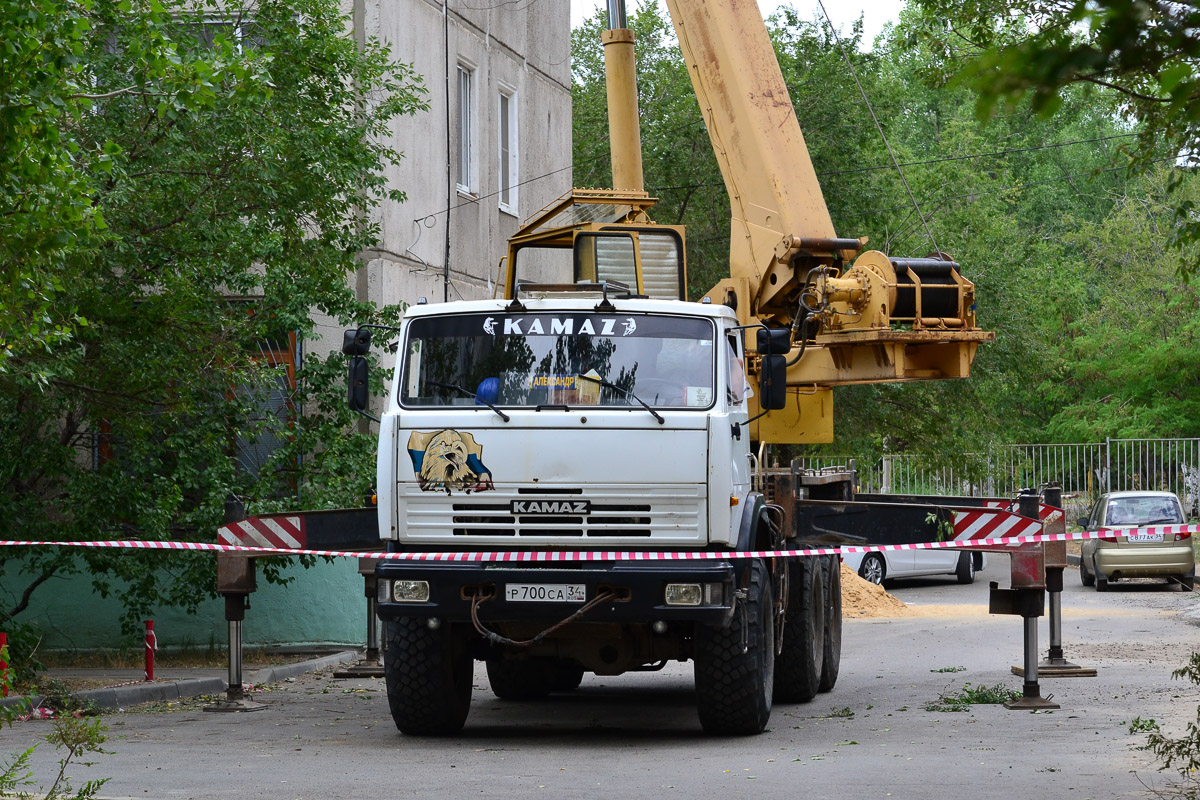 Волгоградская область, № Р 700 СА 34 — КамАЗ-43118-15 [43118R]