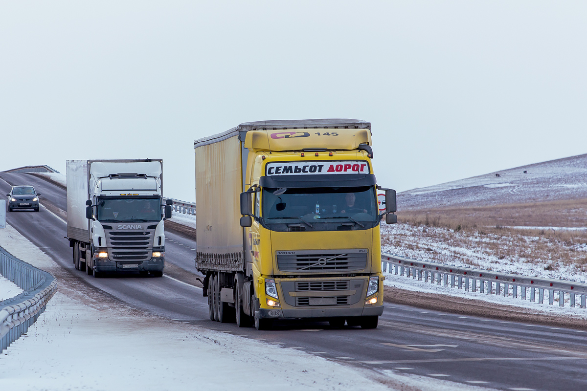 Татарстан, № 145 — Volvo ('2008) FH.440