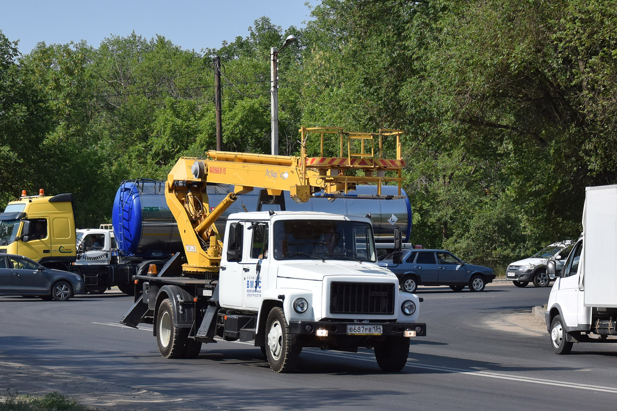 Волгоградская область, № В 687 РВ 134 — ГАЗ-3309