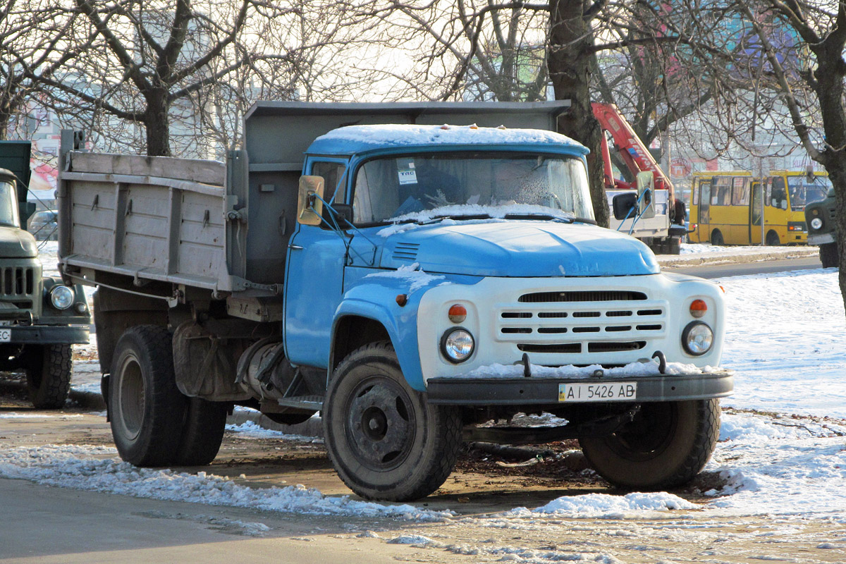 Киевская область, № АІ 5426 АВ — ЗИЛ-495710