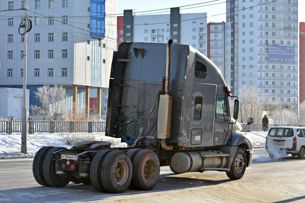 Саха (Якутия), № Р 194 ЕР 14 — Freightliner Columbia