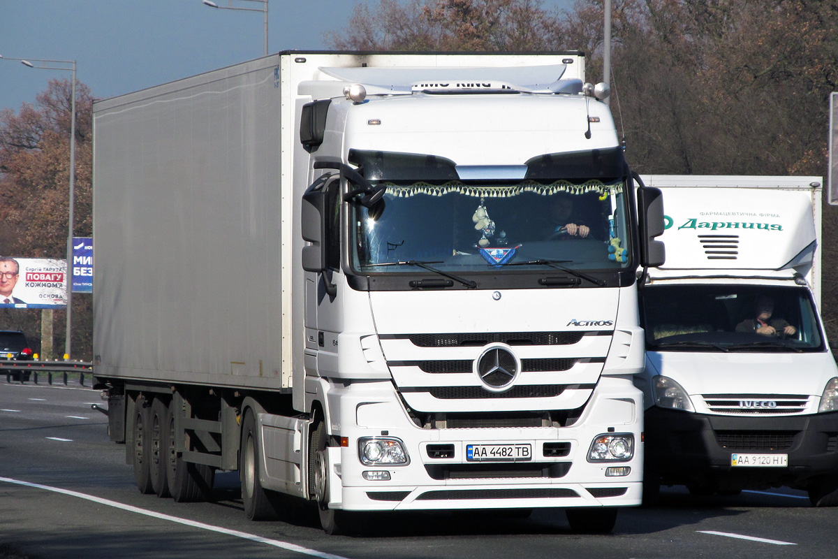 Киев, № АА 4482 ТВ — Mercedes-Benz Actros ('2003) 1844