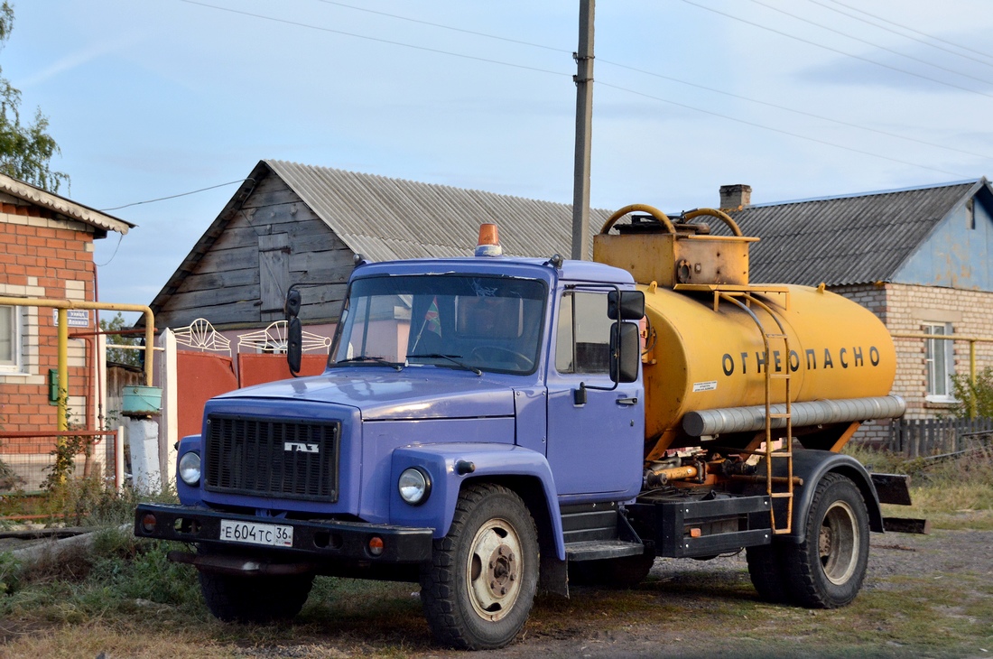 Воронежская область, № Е 604 ТС 36 — ГАЗ-3309