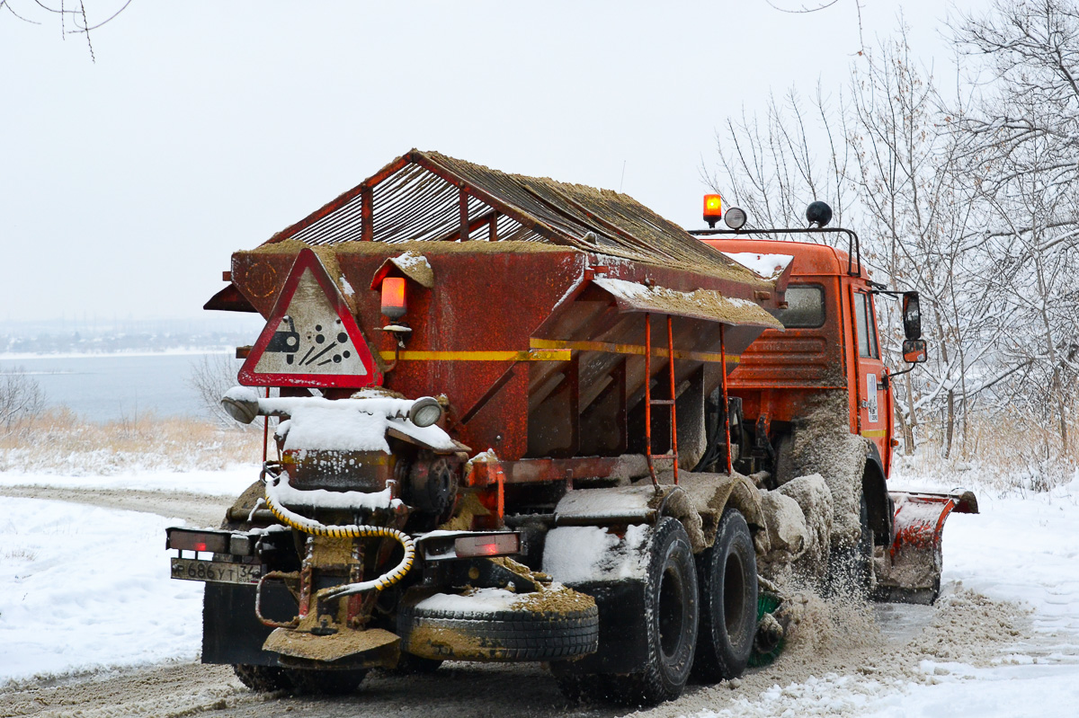 Волгоградская область, № Р 686 УТ 34 — КамАЗ-65115-62