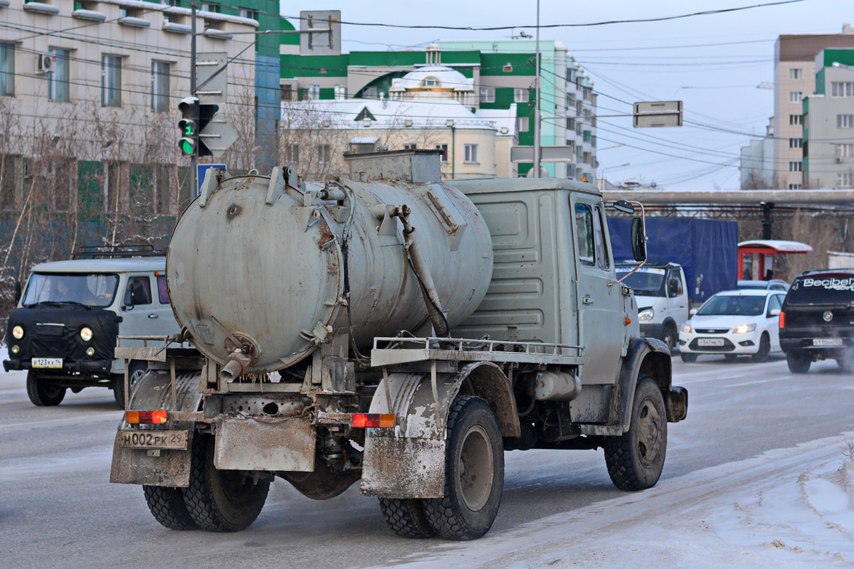 Саха (Якутия), № Н 002 РК 29 — ЗИЛ-433362