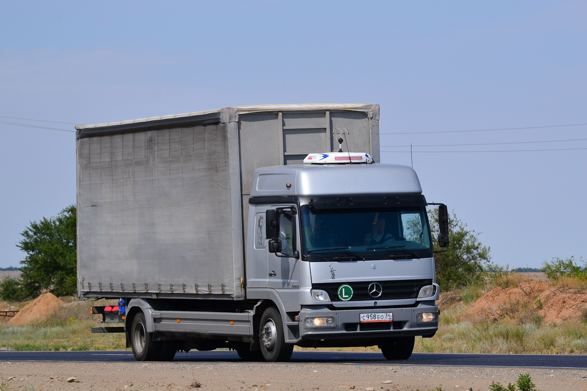 Волгоградская область, № С 958 ЕО 34 — Mercedes-Benz Atego 1223