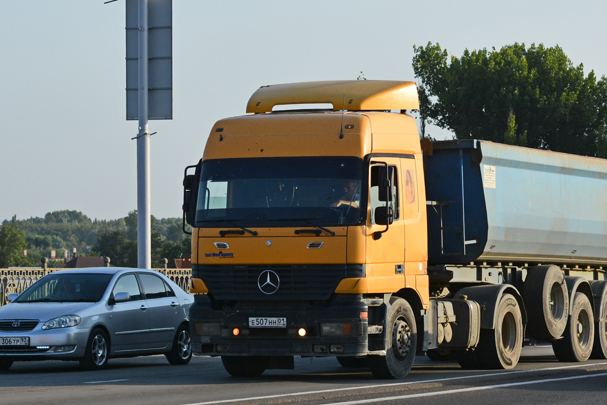 Адыгея, № Е 507 НН 01 — Mercedes-Benz Actros ('1997) 1840