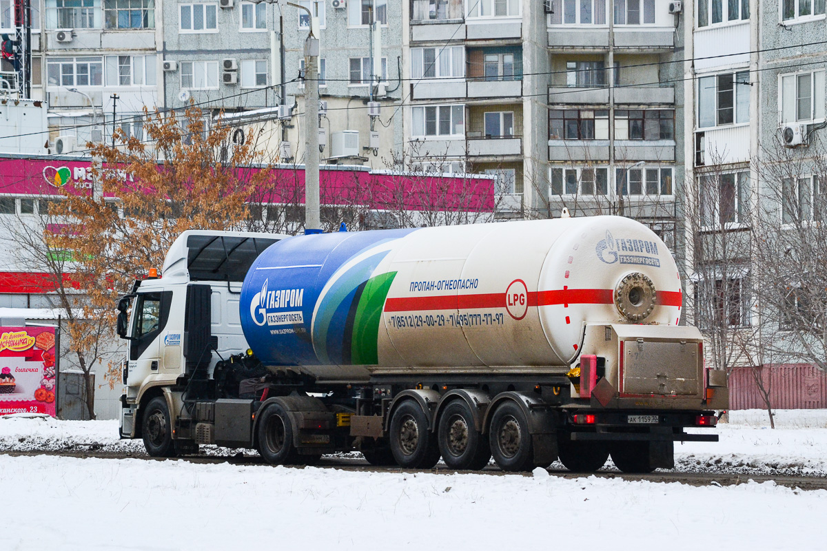 Астраханская область, № Х 106 ММ 30 — IVECO Stralis ('2012); Астраханская область, № АК 1159 30 — Barış Mah (общая модель) [NP9-306]